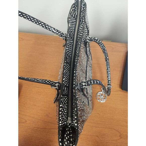 Guess Black-White Embossed Reptile Print Tote Bag (R) - Picture 10 of 10